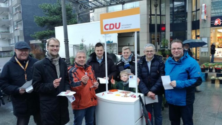 Adventsstand in Alt Erkrath Adventsstand in Alt Erkrath