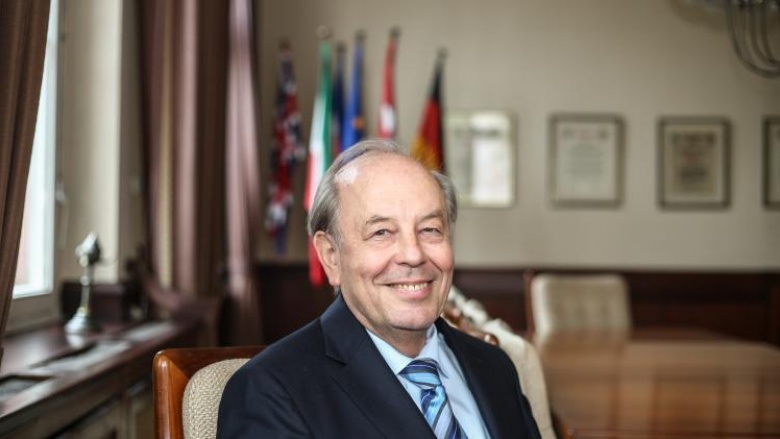 Helmut Rohden Helmut Rohden